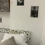 Bbb House Rom